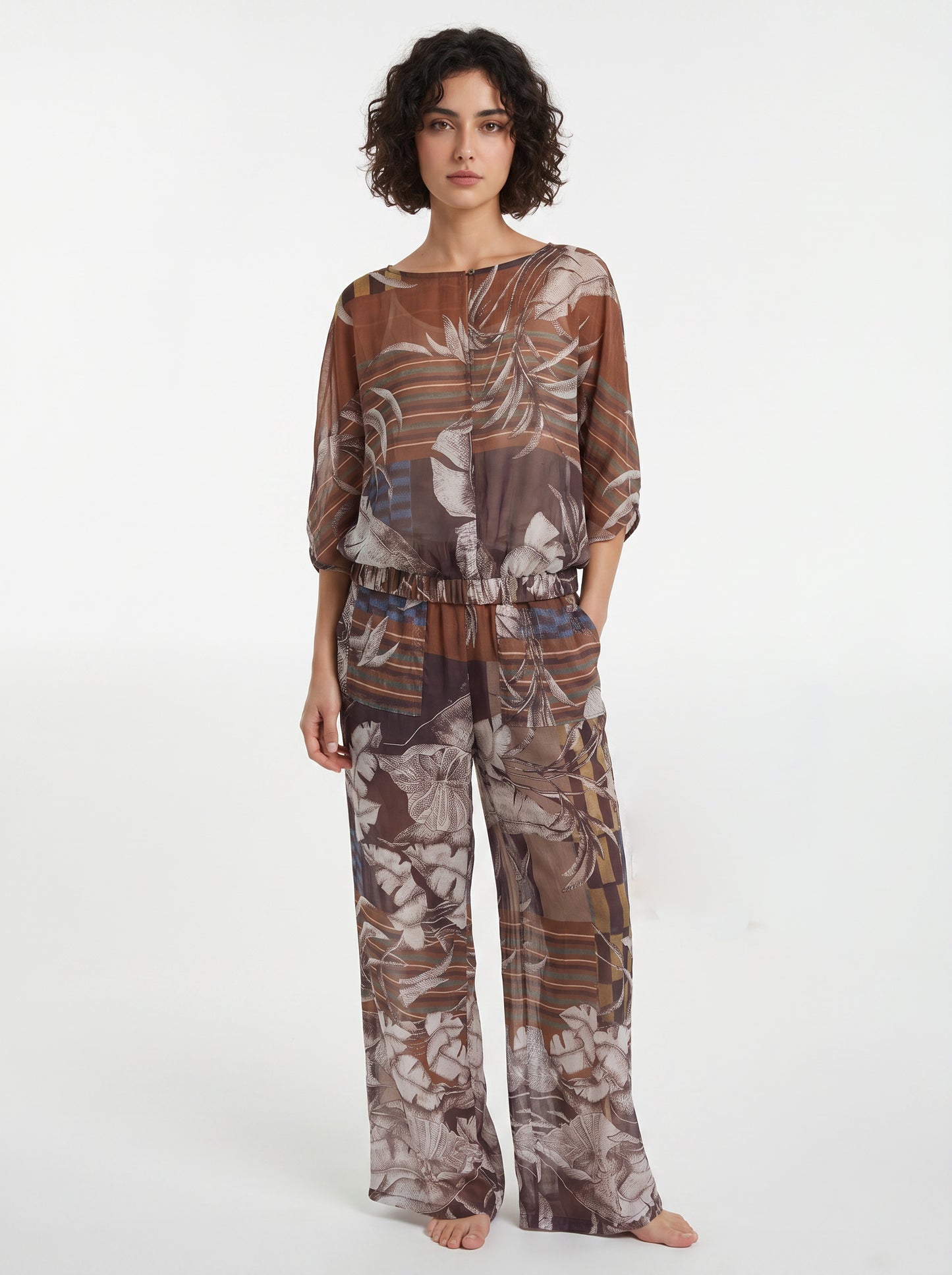 Zestaw Vicolo – Szyfonowa Bluzka + Spodnie Wide-Leg w Kwiatowy Print