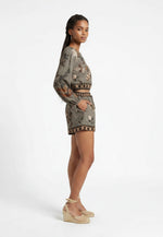 Komplet Belaro – Bluzka + Szorty w Print Botaniczny Khaki